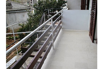 Croazia Privát Slatine, Esterno